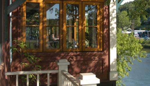 Restaurant overlooking Winooski River in Montpelier, VT | Sarducci’s Restaurant & Bar